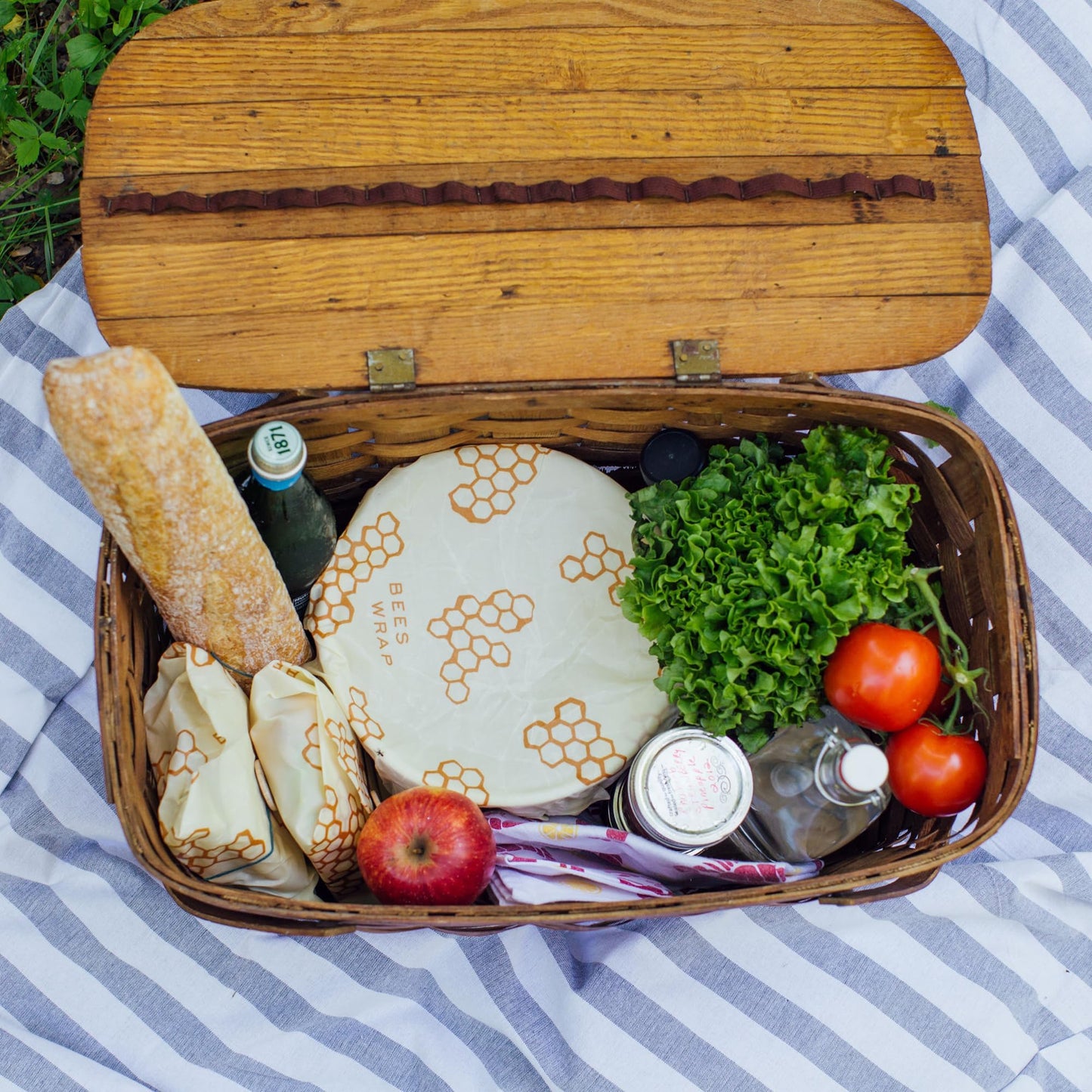 Bee's Wrap Beeswax Wraps for Food - Honeycomb 3 Pack