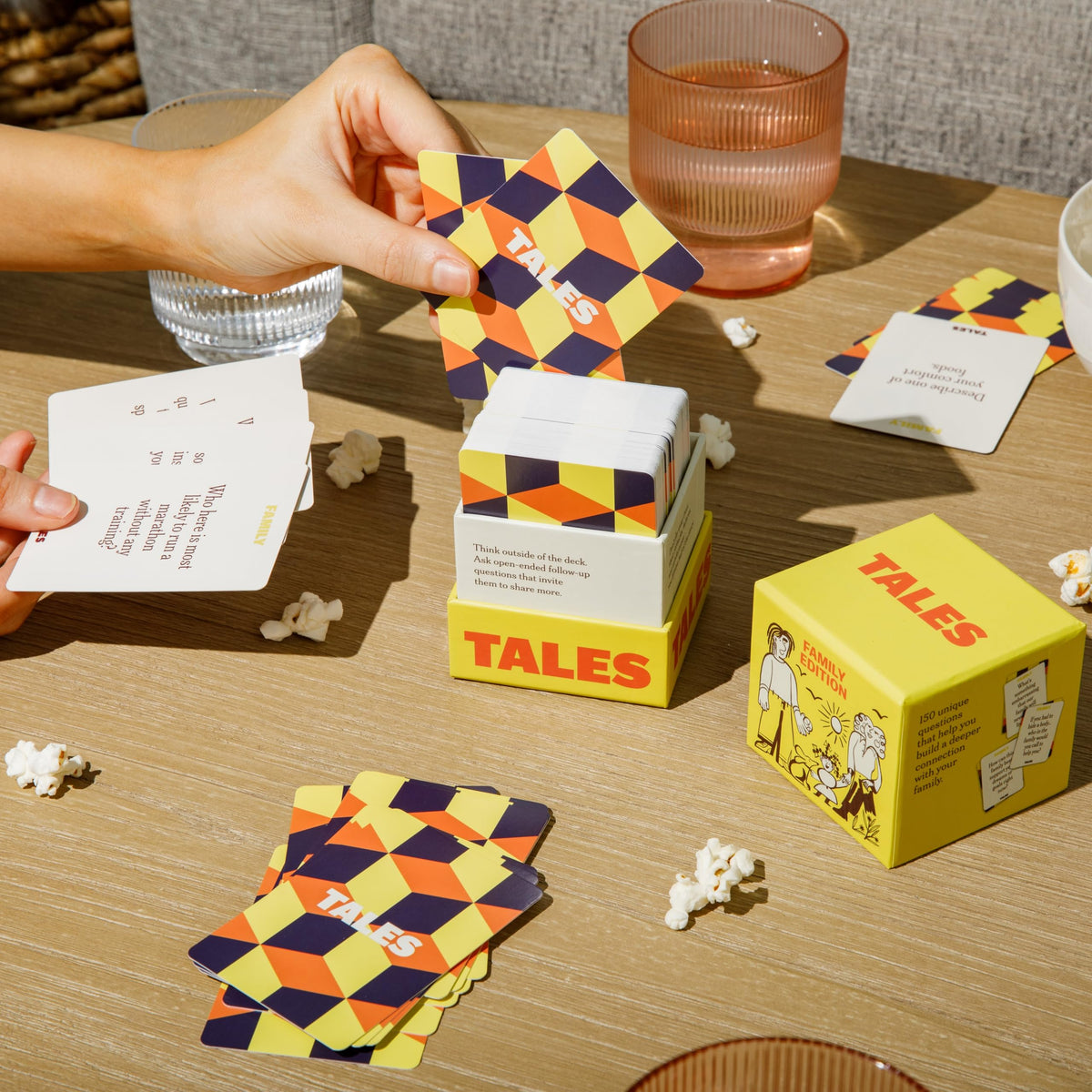 TALES 150 Conversation Cards, Family Edition